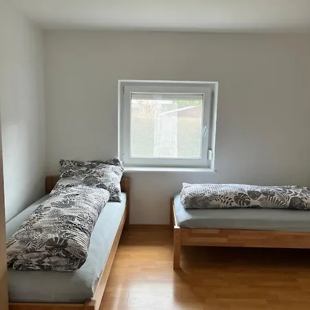 Tootoo - Monteurzimmer Apartmán Friedrichshafen